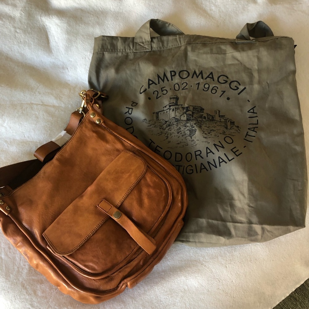 Orleans shoulder bag in leather- new